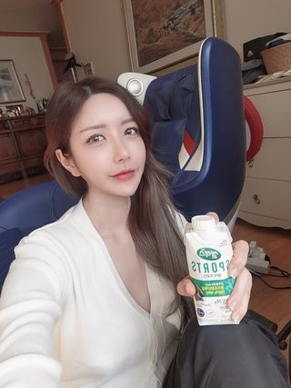 셀렉스스포츠 셀렉스 스포츠 웨이 프로틴 초콜릿 _ 330ml x 12팩 — 5점을 준 리뷰어가 2021년 3월 올린 사용 사진