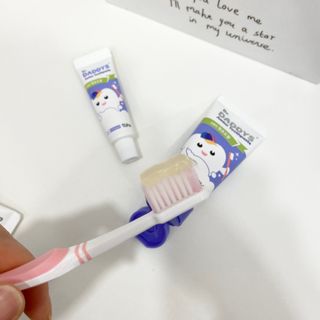 닥터데디스 안심불소 튼튼치약(청포도, 민트 중 택 1) 60g + 여행용 미니 치약 15g — 5점을 준 리뷰어가 2022년 9월 올린 사용 사진