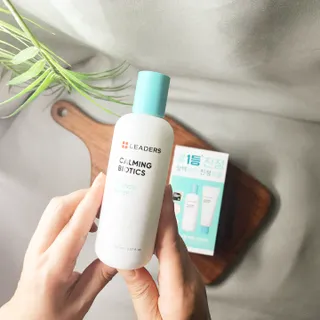 리더스코스메틱 리더스 카밍 바이오틱스 #1등 진정 기획세트 [에센스 워터150ml + 크림 마스크80ml] — 5점을 준 리뷰어가 2022년 10월 올린 사용 사진