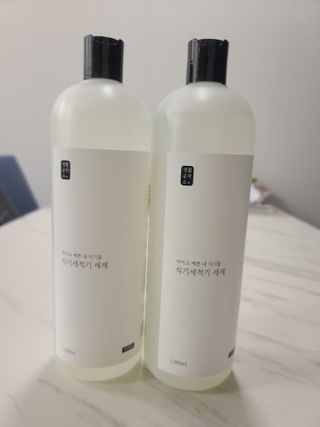 [생활공작소] 식기세척기용 액체세제  X 2개입 — 5점을 준 리뷰어가 2021년 2월 올린 사용 사진