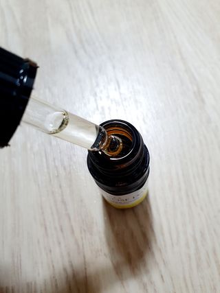 라라로즈데이 시즌2 천연 아로마오일 Y존 케어 속옷향수 이너퍼퓸 5ml  여성의 자존감을 UP시키자 — 5점을 준 리뷰어가 2021년 9월 올린 사용 사진