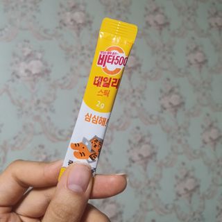 광동생활건강 프리 [광동] VB와 VC를 함유한 멀티 비타민 비타 500 데일리 스틱 180포 — 3점을 준 리뷰어가 2022년 6월 올린 사용 사진