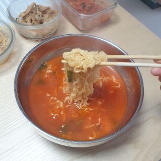 [풀무원] 자연은맛있다 정면, 백면, 홍면  세트 — 5점을 준 리뷰어가 2021년 4월 올린 사용 사진
