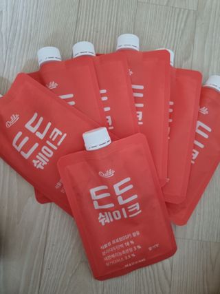 [덜다] 든든 식물성 단백질 쉐이크 40g X 7입 (곡물/딸기) — 5점을 준 리뷰어가 2023년 8월 올린 사용 사진