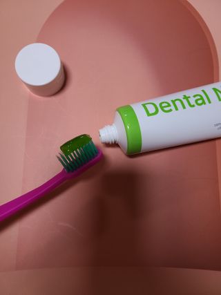 프리마인 유해균 뿐만 아니라 유익균까지 씻어내는 치약은 그만, 건강한 구강환경을 만드는 덴탈엔오 — 5점을 준 리뷰어가 2022년 10월 올린 사용 사진