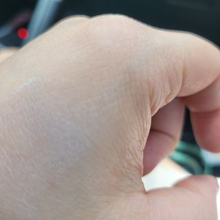소이베베X신비아파트 모이스쳐 선팩트 SPF50+ PA+++ — 5점을 준 리뷰어가 2023년 4월 올린 사용 사진