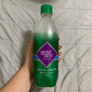 몽베스트 Montbest with Sparkling water Plain 20병 — 5점을 준 리뷰어가 2022년 10월 올린 사용 사진