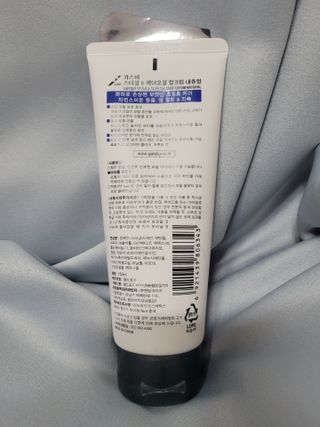 [갸스비] 곱슬 머리부터 파마까지 남자의 컬을 위한 갸스비 컬크림 — 2.5점을 준 리뷰어가 2021년 5월 올린 사용 사진