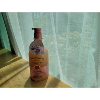 벨먼 내추럴스파 수분광채 스크럽 바디워시 600ml 5종 — 5점을 준 리뷰어가 2022년 5월 올린 사용 사진