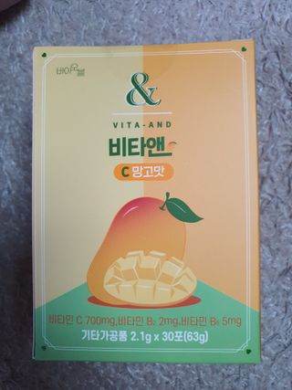 비타앤C 레몬맛, 망고맛 — 5점을 준 리뷰어가 2021년 5월 올린 사용 사진