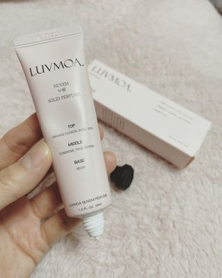 러브모아 향수 고체향수 승무원 고체향수 바르는 향수 니치향수 도손 우드세이지 앤 씨솔트 — 4점을 준 리뷰어가 2023년 1월 올린 사용 사진