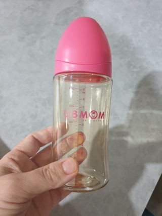 유비맘 PPSU 젖병 노꼭지_260ml_컬러 랜덤 발송 — 5점을 준 리뷰어가 2020년 12월 올린 사용 사진