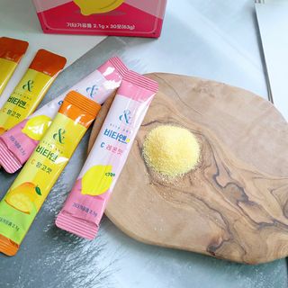비타앤C 레몬맛, 망고맛 — 5점을 준 리뷰어가 2021년 4월 올린 사용 사진