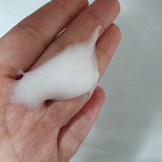 [바이로담] 저자극 약산성버블 폼 폼클렌징 150ml — 5점을 준 리뷰어가 2021년 3월 올린 사용 사진