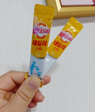 광동제약 [광동] 비타500데일리스틱 70포X2개 + 뚱랑이엽서 + 쇼핑백 증정 — 5점을 준 리뷰어가 2022년 1월 올린 사용 사진