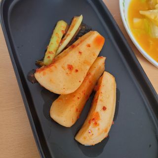 셰프애찬 알타리김치 총각김치 1kg — 5점을 준 리뷰어가 2022년 10월 올린 사용 사진