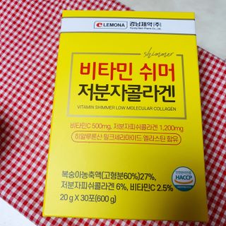 자연에온 경남제약 비타민 쉬머 저분자콜라겐 20g x 30포 — 5점을 준 리뷰어가 2021년 12월 올린 사용 사진