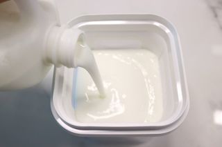 *구매평_[덴마크] 진하고 더 고소한 무가당 플레인 요거트 1.8L — 4.5점을 준 리뷰어가 2025년 9월 올린 사용 사진