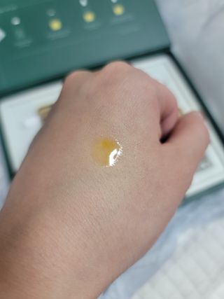 [보히케어] 컨센트레이트 이데베논 7 펩타이드 콤플렉스 앰플 — 5점을 준 리뷰어가 2023년 10월 올린 사용 사진