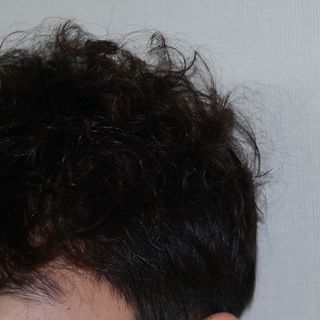 [갸스비] 곱슬 머리부터 파마까지 남자의 컬을 위한 갸스비 컬크림 — 5점을 준 리뷰어가 2021년 10월 올린 사용 사진