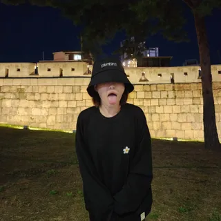 [스테이피플] STAYPEOPLE BUCKET HAT (BLACK) — 5점을 준 리뷰어가 2022년 9월 올린 사용 사진