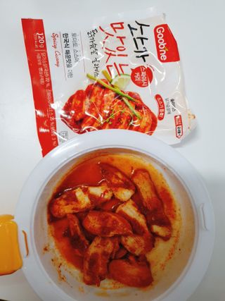 굽네몰 [굽네] 소스가 맛있는 닭가슴살 슬라이스 4종 — 5점을 준 리뷰어가 2021년 5월 올린 사용 사진