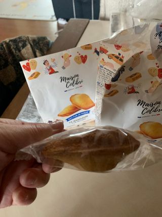 [메종콜리브리] 프랑스 마들렌 메종콜리브리 플레인 마들렌 2팩 — 5점을 준 리뷰어가 2022년 2월 올린 사용 사진