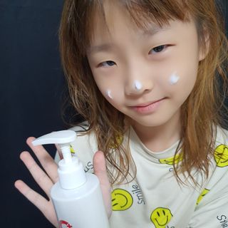 아토캐논(ATO CANNON) 아토캐논 고보습 바디로션 200ml — 5점을 준 리뷰어가 2022년 12월 올린 사용 사진
