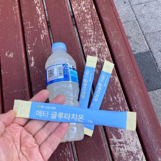 메타웰빙 GC녹십자웰빙 메타 글루타치온 — 4점을 준 리뷰어가 2022년 10월 올린 사용 사진