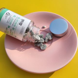작심연구소 구취제거+충치예방+치아화이트닝 마법의 캔디 덴티팝3종(맛 랜덤 발송) — 5점을 준 리뷰어가 2022년 5월 올린 사용 사진