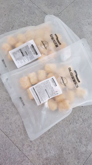 Dog&Ball 독앤볼 [Dog&Ball] 미니찹쌀볼도그 찹쌀치즈볼 — 5점을 준 리뷰어가 2021년 9월 올린 사용 사진