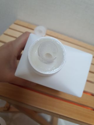 (주)바른양품 바른양품 친환경 세탁세제 1L — 5점을 준 리뷰어가 2022년 1월 올린 사용 사진