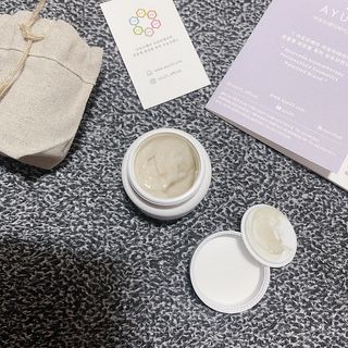 AYU25[아유트웬티파이브]다마스크로즈워터 베이스 천연 수분 촉촉 크림 — 4.5점을 준 리뷰어가 2021년 3월 올린 사용 사진