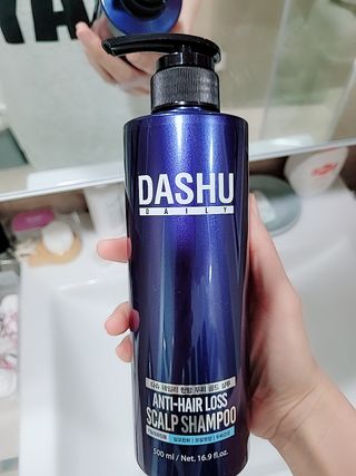 다슈코리아 다슈 데일리 단백질 한방 두피 골드 샴푸 500ml — 5점을 준 리뷰어가 2021년 1월 올린 사용 사진