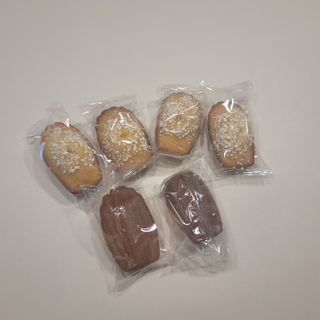 [메종콜리브리] 프랑스 마들렌 메종콜리브리 레몬 마들렌 2팩 — 4점을 준 리뷰어가 2022년 3월 올린 사용 사진