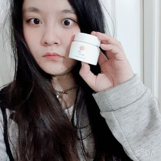 AYU25[아유트웬티파이브]다마스크로즈워터 베이스 천연 수분 촉촉 크림 — 4점을 준 리뷰어가 2021년 4월 올린 사용 사진