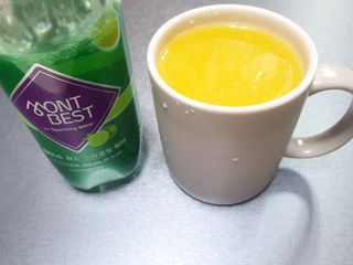 몽베스트 Montbest with Sparkling water Lime20병 — 5점을 준 리뷰어가 2022년 6월 올린 사용 사진