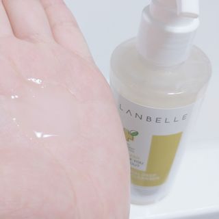 랑벨 내츄럴 딥 포어 클렌저 210ml (저자극 약산성 천연 클렌징 젤) — 4점을 준 리뷰어가 2022년 4월 올린 사용 사진