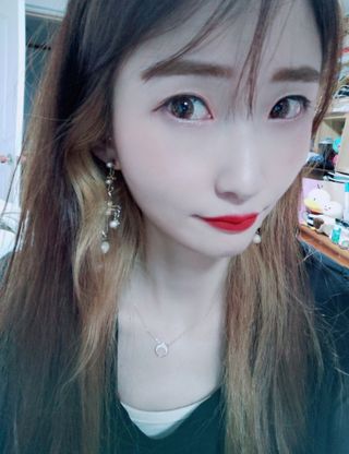 렌시스 LENSSIS [ 렌시스 ] 발색 짱짱 , 유니크한 색감 ＃코지시리즈  1개월용 ｜ 2컬러 중 택1 ｜ — 5점을 준 리뷰어가 2021년 6월 올린 사용 사진