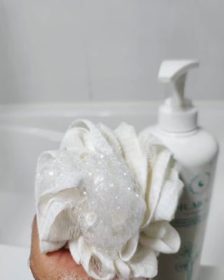 [닥터문] 센텔라 시카케어 화이트머스크 바디워시 1000ml — 5점을 준 리뷰어가 2023년 7월 올린 사용 사진