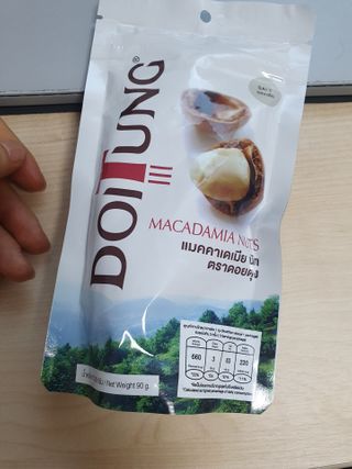 도이퉁 마카다미아 넛 90g  로얄 마카넛 오리지널 쏠트 허니 — 5점을 준 리뷰어가 2021년 2월 올린 사용 사진