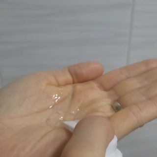 스킨1004 [SKIN1004] 마다가스카르 센텔라 라이트 클렌징 오일 200ml — 5점을 준 리뷰어가 2024년 8월 올린 사용 사진