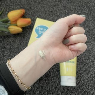 IO 아이오 오늘도 넌 눈부셔 - 데일리 스크럽 클렌징폼 — 3점을 준 리뷰어가 2021년 2월 올린 사용 사진