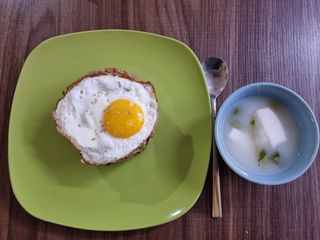 한성기업 무볼레 왕건더기 볶음밥 갈릭스테이크 — 5점을 준 리뷰어가 2021년 10월 올린 사용 사진