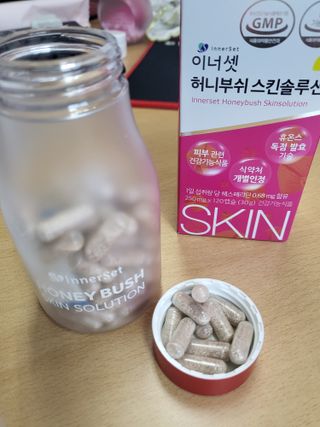 이너셋 허니부쉬 스킨솔루션 캡슐 1개월분 개별인정형 발효허니부쉬! — 5점을 준 리뷰어가 2023년 4월 올린 사용 사진