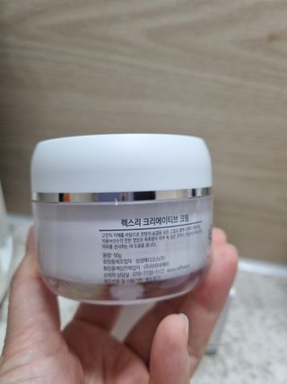 렉스리 크리에이티브 크림  Rexri Creative Cream — 5점을 준 리뷰어가 2022년 7월 올린 사용 사진