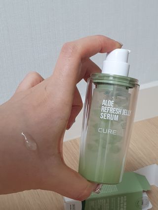김정문알로에 큐어 큐어 알로에 리프레쉬 젤리 세럼, 큐어 알로에 하이드로 젤리 크림 — 5점을 준 리뷰어가 2021년 3월 올린 사용 사진