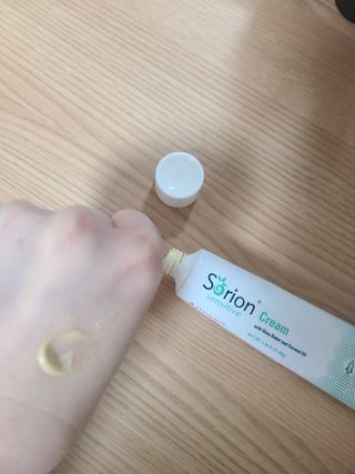 건선/아토/습진/민감성 피부 천연보습진정크림 소리온 크림 & 센시티브 크림 50g — 5점을 준 리뷰어가 2022년 1월 올린 사용 사진