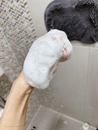 [딸로] 비어이스트테라피 스칼프 샴푸 — 5점을 준 리뷰어가 2023년 10월 올린 사용 사진
