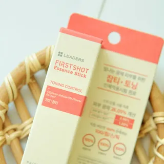 리더스코스메틱 리더스 퍼스트 샷 에센스 스틱 2종 — 5점을 준 리뷰어가 2022년 4월 올린 사용 사진